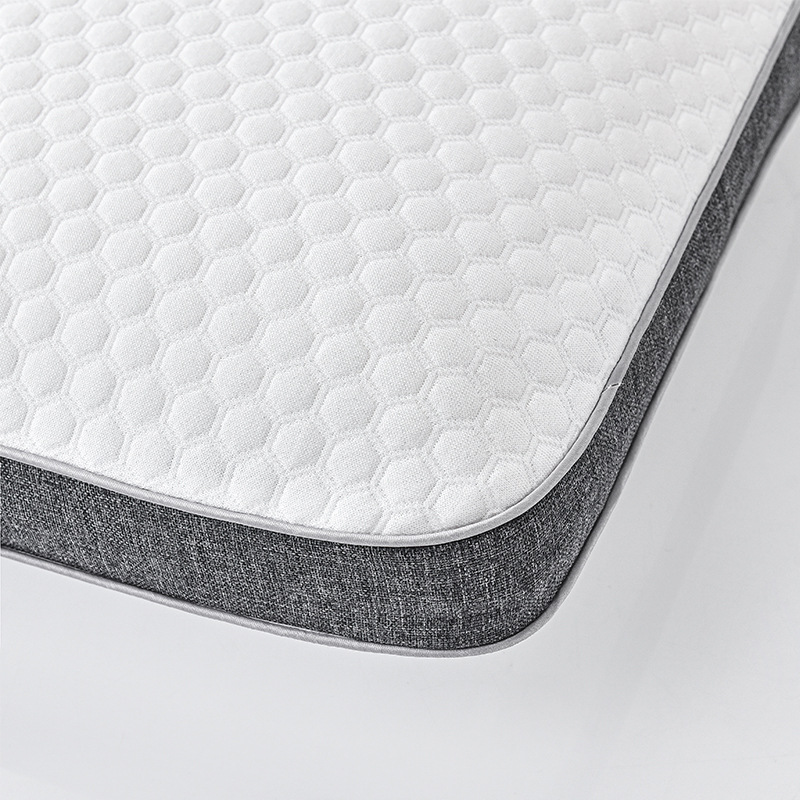 Kleverfoam - Slow Rebound Memory Foam Pillow